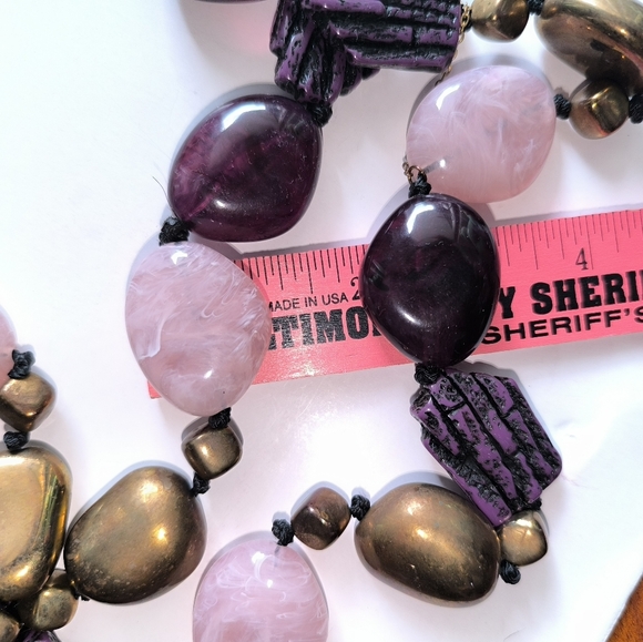 Amrita Singh Chunky Multi Color Resin Necklace - Picture 11 of 11